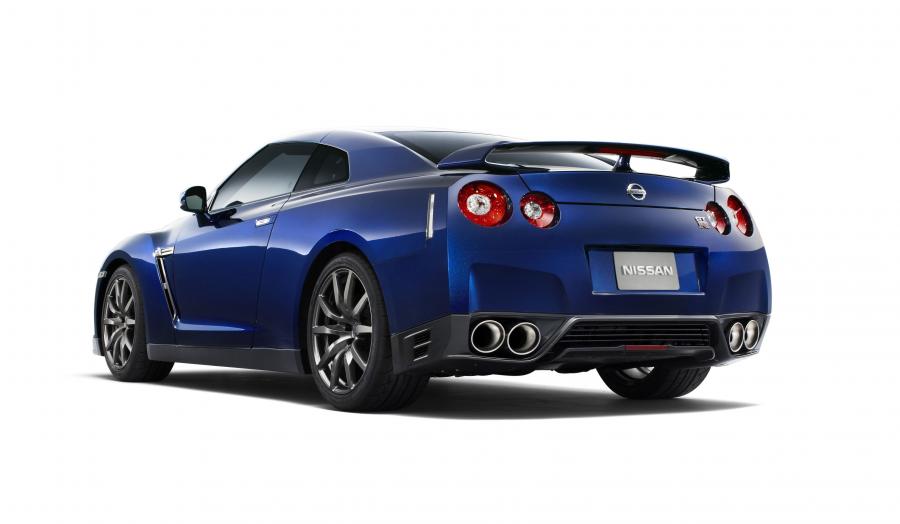  Nissan GT-R 2011 года  (фото 55 из 87)